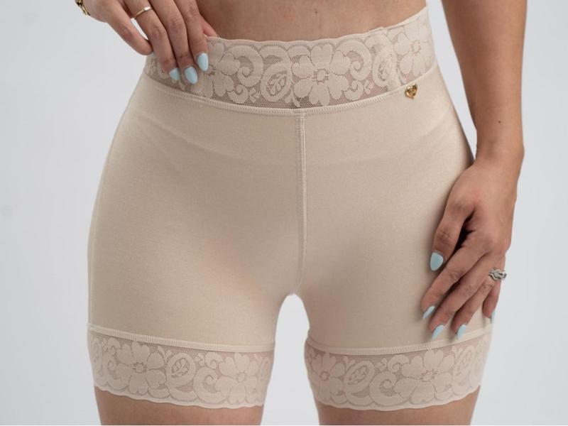 FAJA CACHETERO LEVANTACOLA